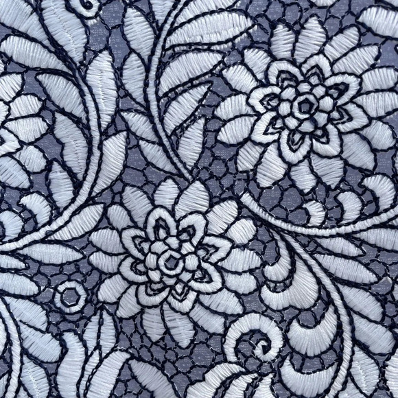 Draper James Magnolia White Floral Lace Top , size 14 - Picture 5 of 10